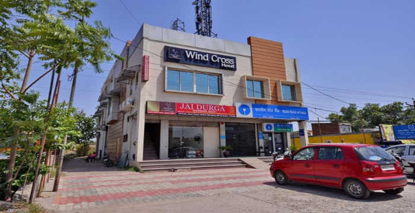 The Wind Cross Hotel Kālka Екстериор снимка